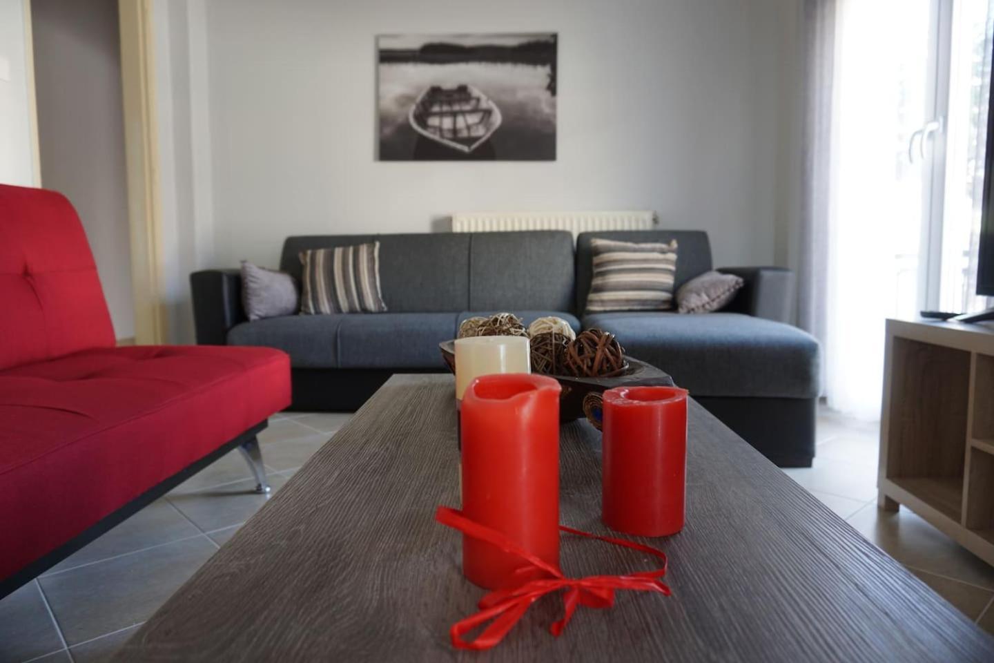 Seaside Family Apartment In Paralia Dionisiou Buitenkant foto