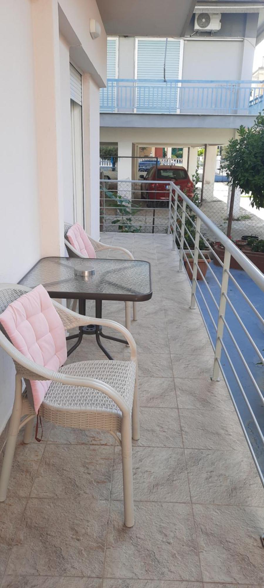 Seaside Family Apartment In Paralia Dionisiou Buitenkant foto